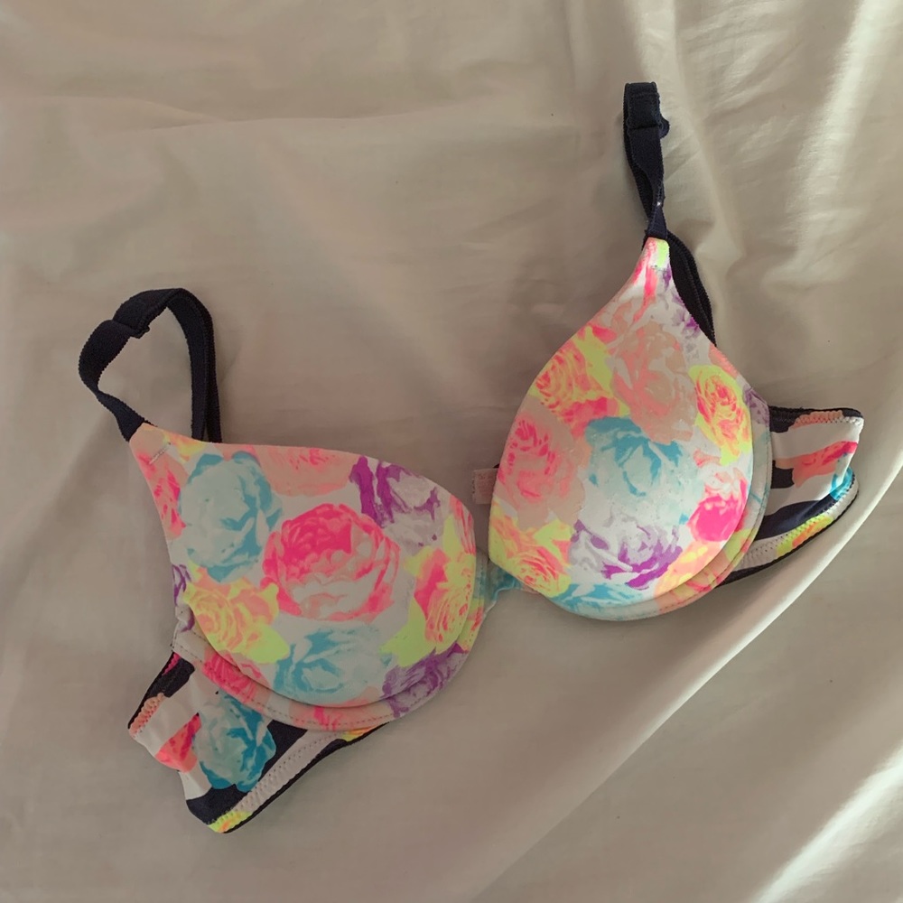 🦋 VS PINK BRA 🦋